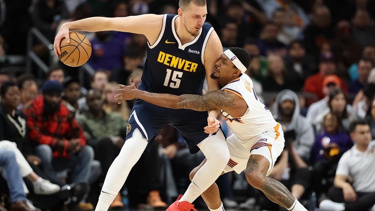 圣诞大战三双有多难？现役仅6人做到，里夫斯一战封神，一人打破61年纪录