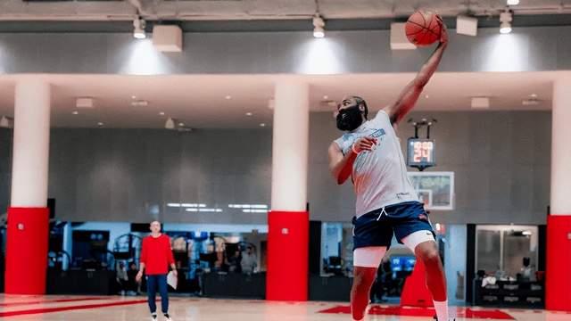 大战快船！火箭赢球胜率75.1%，美媒赛前一致看好，申京有好消息