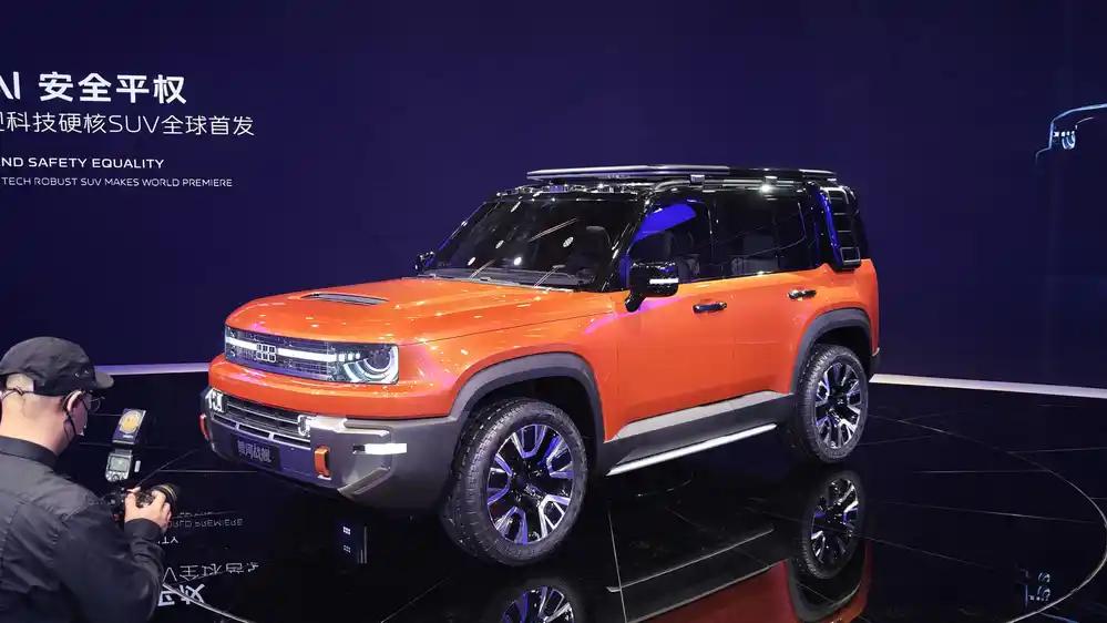 上海车展丨又一款硬派方盒子来了，吉利打造，26年上市