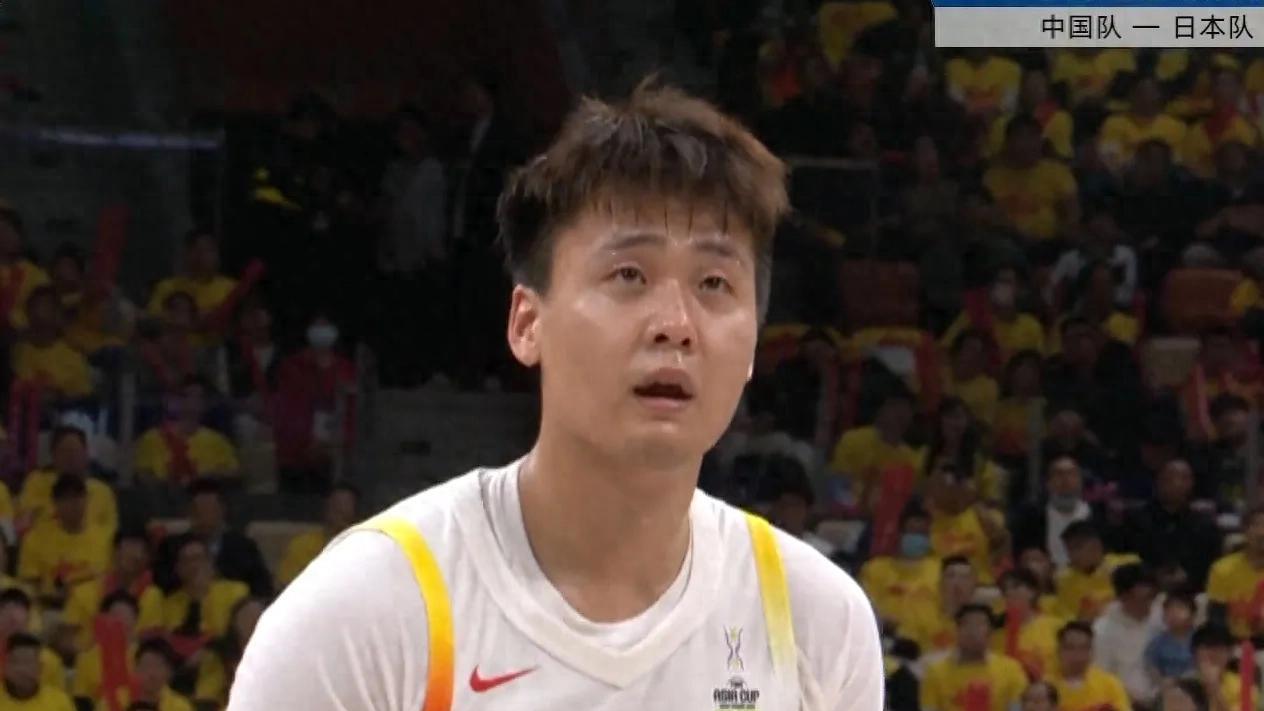 男篮亚洲杯预选赛：中国100-58大胜日本，球员表现点评