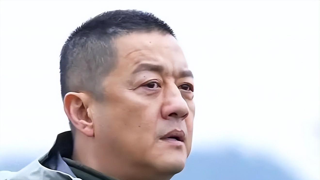 迷途知返？李亚鹏创业屡败，王菲的离开究竟是明智还是无奈？