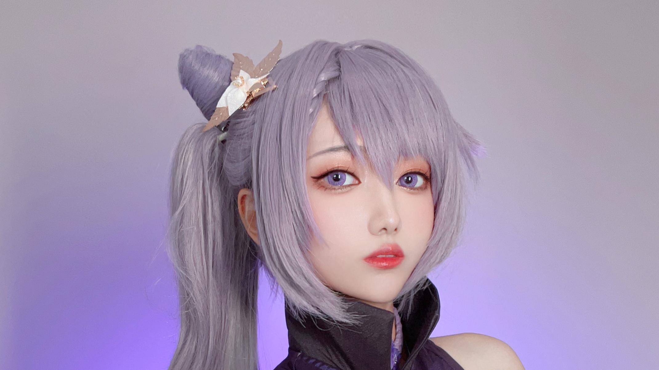 跨越次元的艺术表达：Coser「小木曾AYA」与她的《原神》角色美学