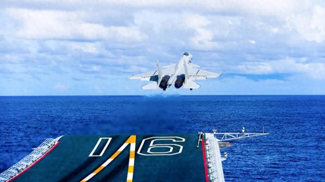 中日交锋进入第2场，日本战机抵近辽宁舰，中方对日方提出反交涉