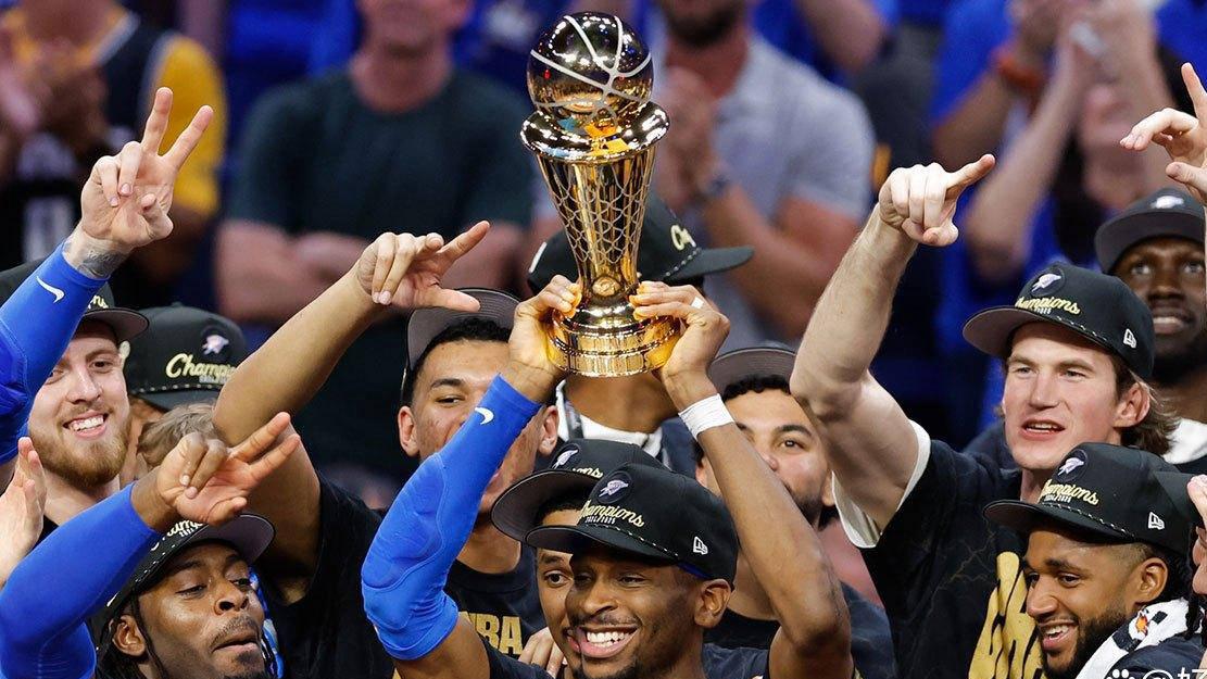 领袖风范，亚历山大夺冠后盛赞雷霆管理层的默默付出