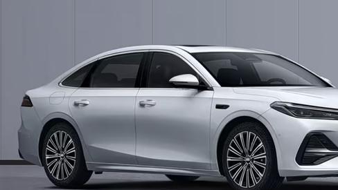 全新吉利银河A7 EM-i谍照，预计将会主打10万元市场