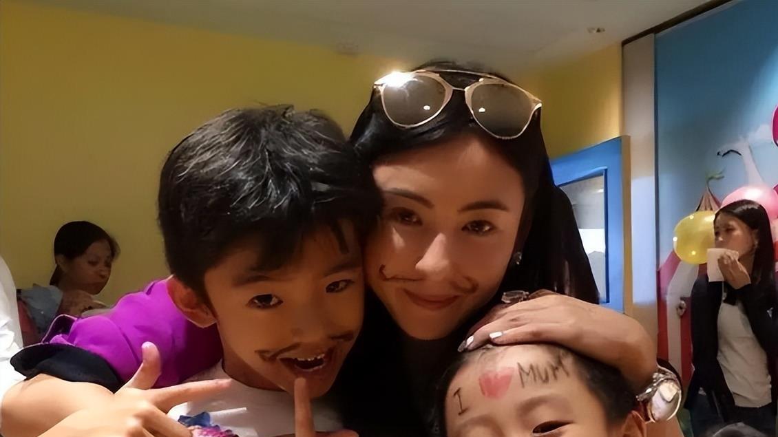 张柏芝才是高端玩家！谢霆锋家产分配曝光，让王菲彻底看清人性