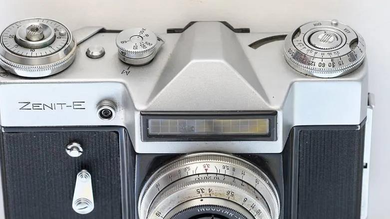 第二十七章 中央政治局第二十五次代表大会及其后果 上