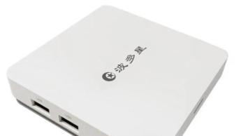 现在喜欢使用网络电视机顶盒，看看这两款电视机顶盒有什么不同