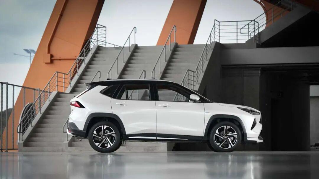 实拍新款丰田雅力士Cross AC200：实用小SUV将登陆东南亚，2026年亮相