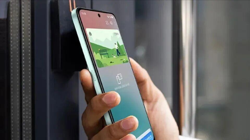 荣耀豁出去了，512GB+7000mAh+2米抗摔，顶配版突降至1340元