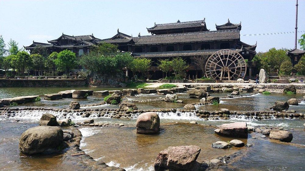 国庆“反向出逃”计划：成都周边这个冷门秘境真香