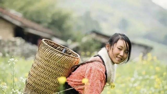 小县城的留守妇女，这三件事最难以启齿