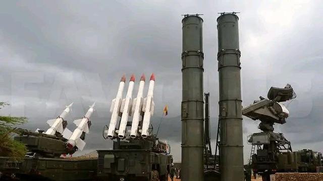 美国空袭委内瑞拉风险增高，委内瑞拉有能力与之一战？