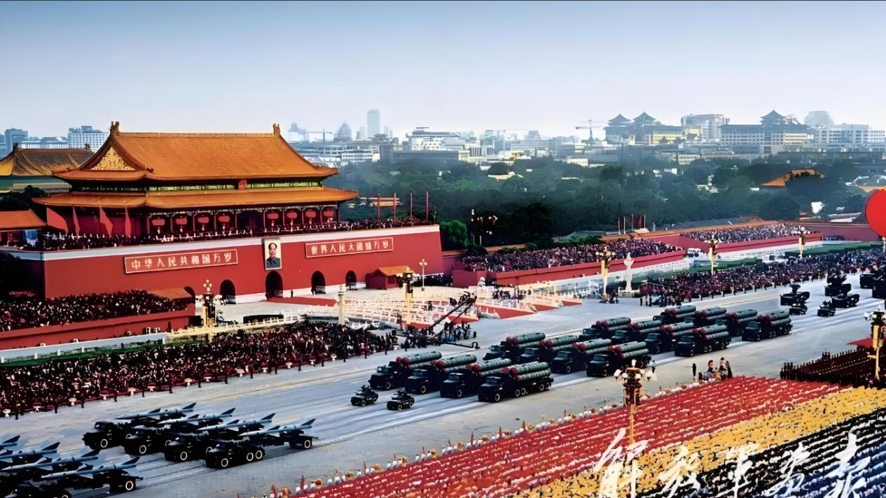 我们这样为祖国打call！｜一场阅兵直播带来的能量与感动