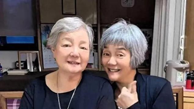 琼瑶去世2个月后 林婉珍也去世了，死因曝光，网友：没对手泄气了