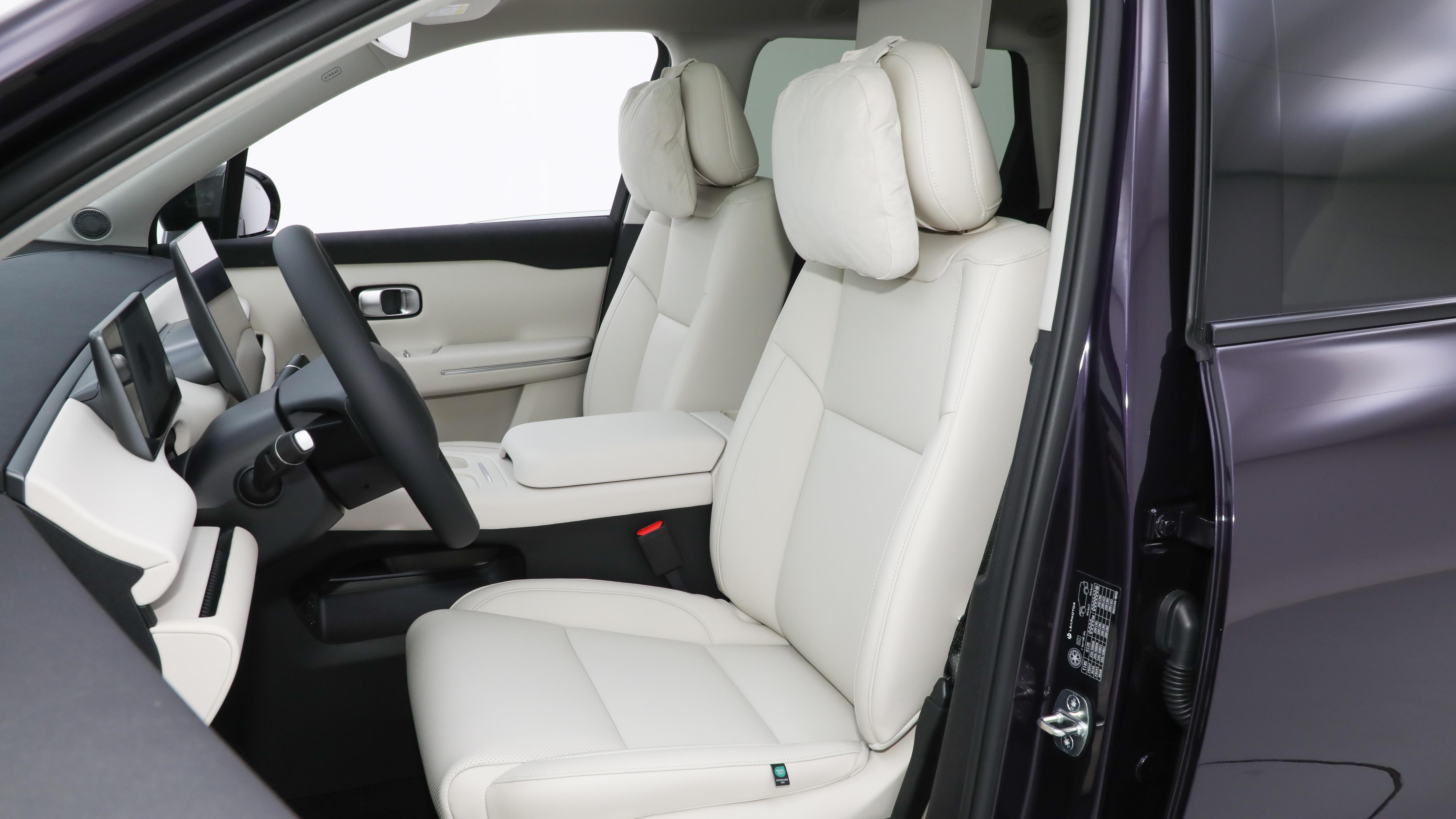 零跑C16添“新丁”：续航提升60km，6座布局+800V快充，价格不贵