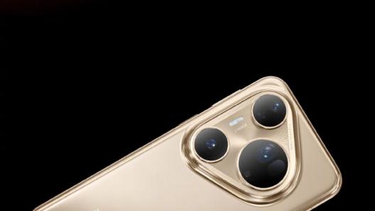 冲了华为Pura 80 Ultra才知道鸿蒙5.1有多能打，科技圈 “显眼包” 实锤