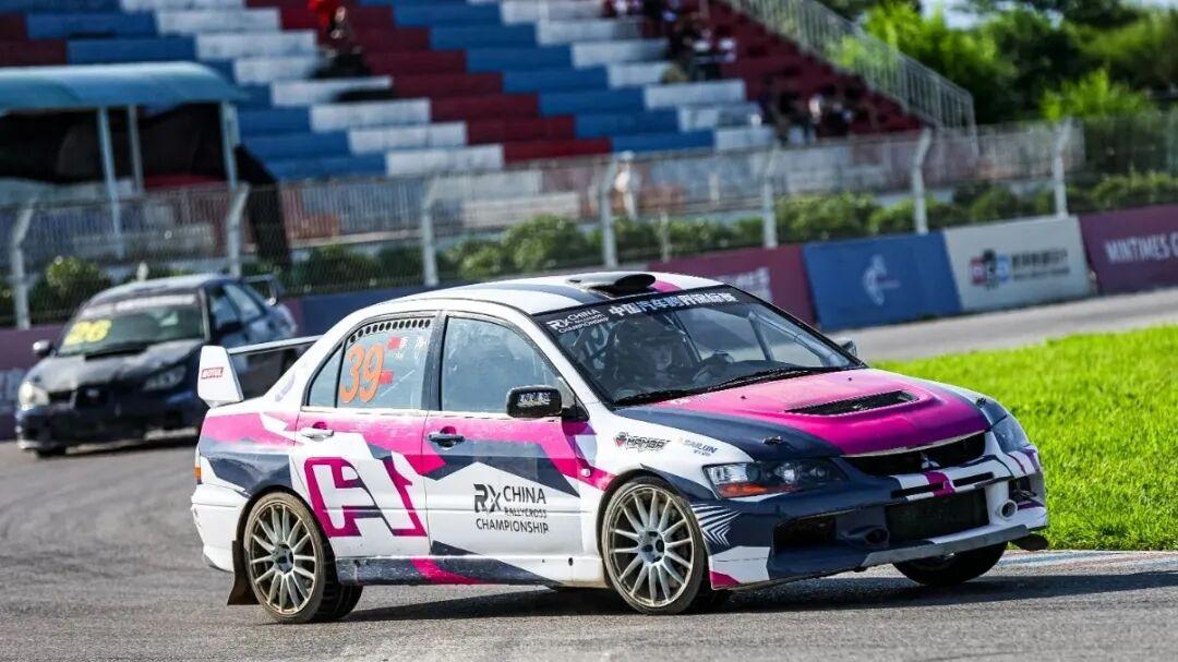 RX中国汽车跨界系列赛落幕 李海战绩骄人多次登领奖台