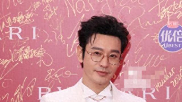 腾讯给未来即将播出的电视剧举办了一场鹅剧派对，主要是让演员们上台介绍，为该剧赢得更多的招商