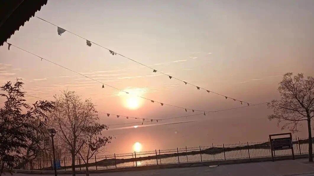 人性就这样，自卑才炫耀，缺爱才花心