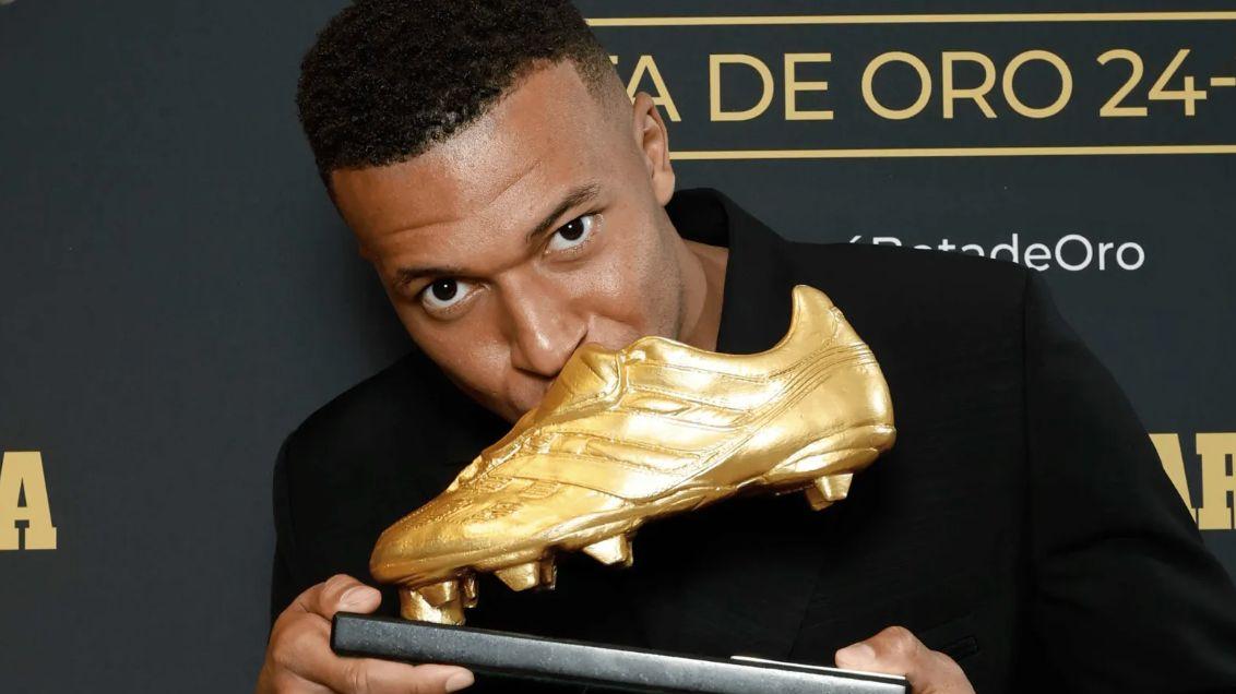 1天揽下2大奖！姆巴佩是五大联赛本季第2优等生 自谦：追不上C罗