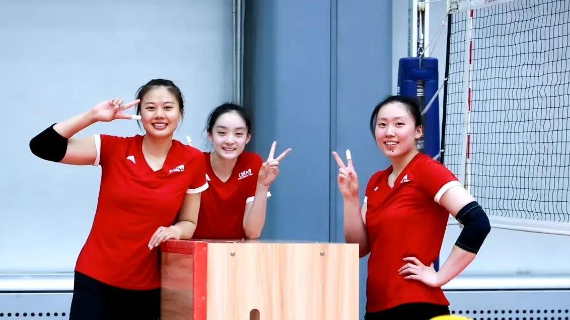 中国女排主力阵容已经确定5人，剩两个位置有悬念，非常考验赵勇