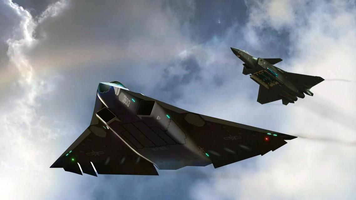 中国海军新利器：歼-36隐身战机上舰，全球海权争霸进入新纪元？