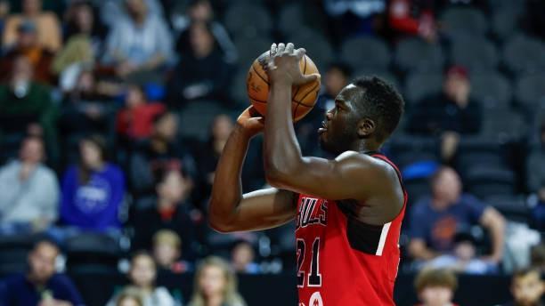 为了签下掘金二队超级得分手，公牛不得不裁掉了NCAA四强赛MOP？