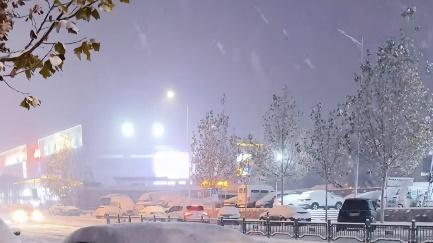 ​零度下的猎装柔情：看极氪007GT如何定义冬日的仪式感