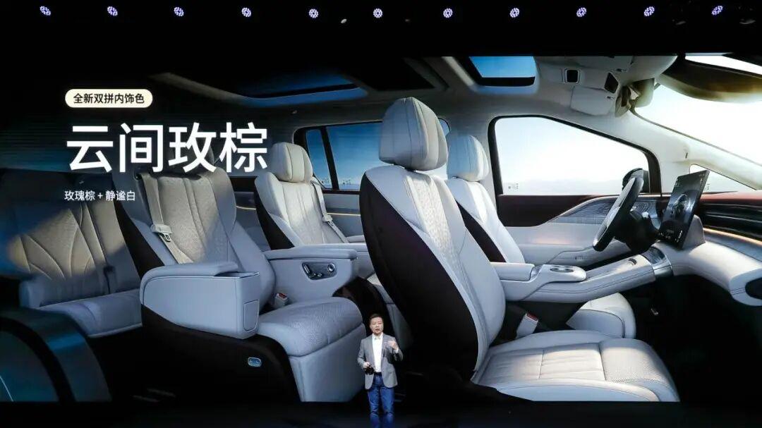 35万起小鹏X9超级增程正式开启预售, 配置吸人