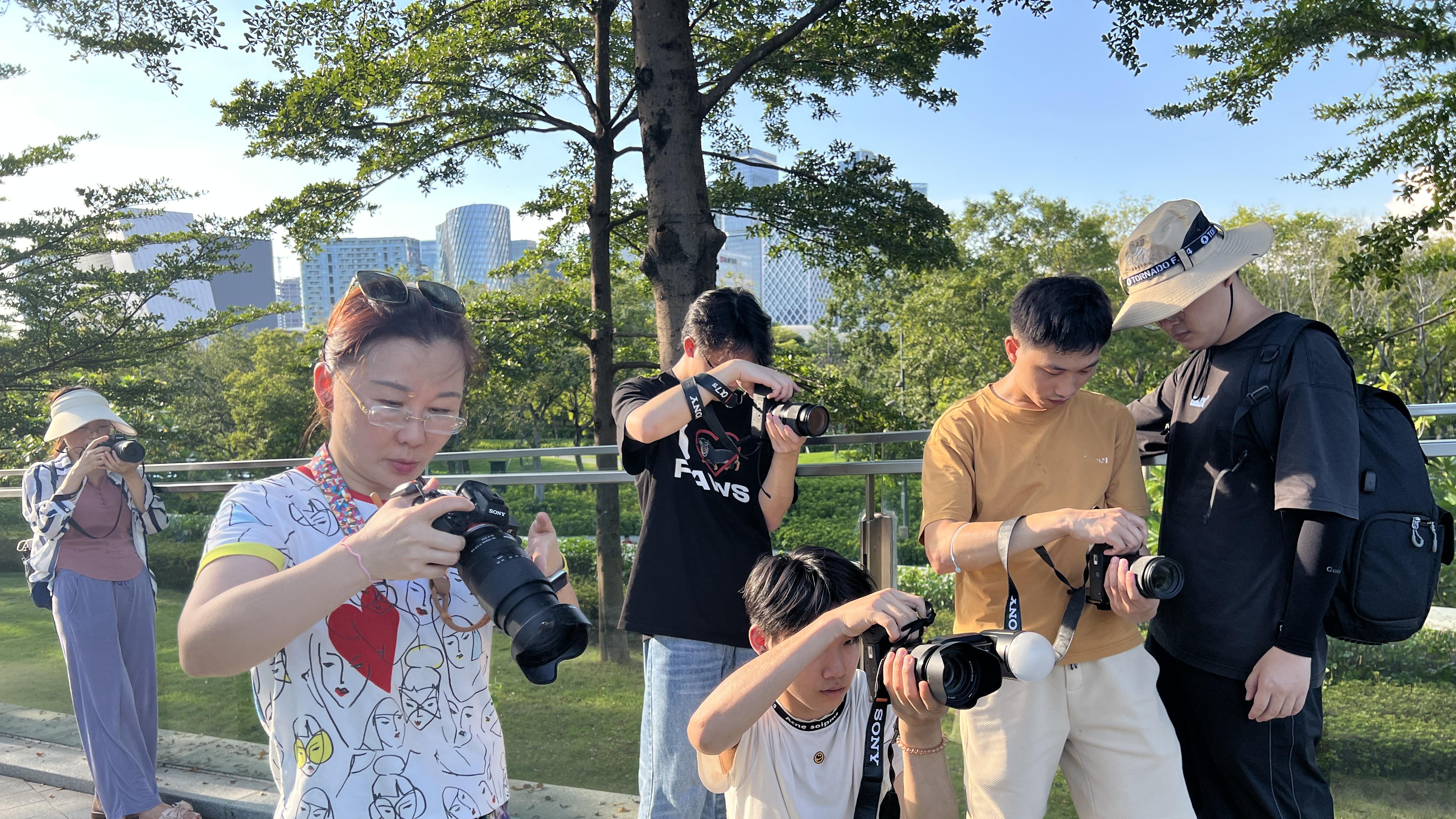 放弃大专，我两个月实现月入过万！00后女孩的剪辑逆袭路