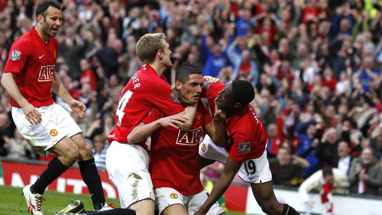 12/8周一2串1精选赛事分析：狼队防守端隐患极大，曼联近期状态回升。