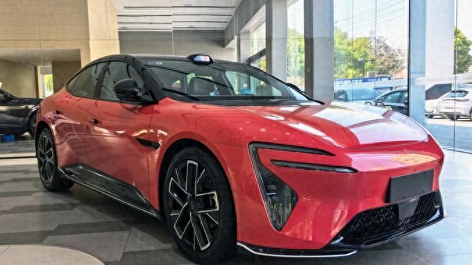 阿维塔06预售21.59万，4月上市！比特斯拉Model 3便宜1.9万