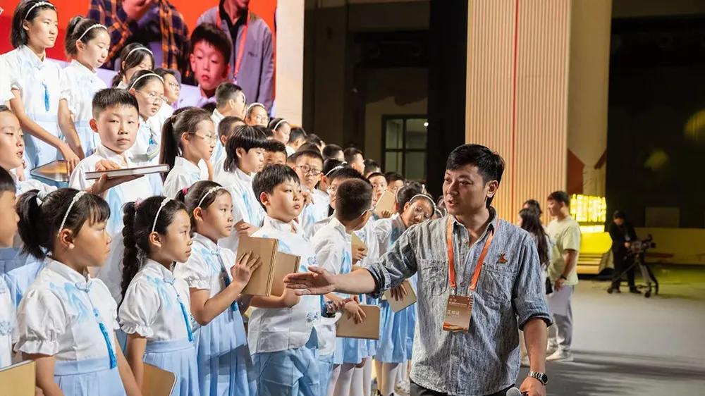 陕西演艺集团多元赋能 助力中国图书馆年会圆满收官