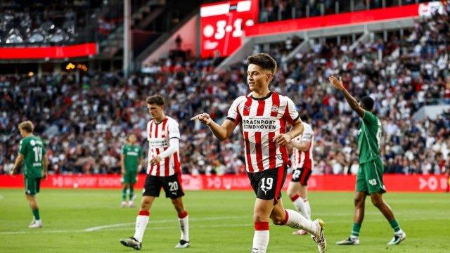 格罗宁根主场4-0大胜赫拉克勒斯，进攻火力全开