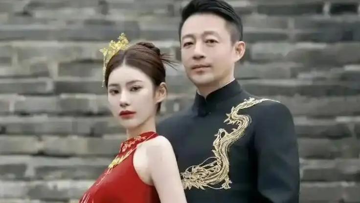 汪小菲马筱梅郡王府喜结连理，低调婚礼尽显中式浪漫