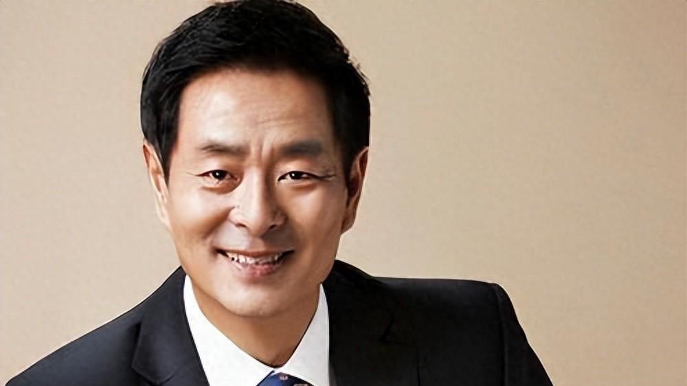 濮存昕：家人相继去世，如今71岁不敢老去，还要照顾年迈的老母亲