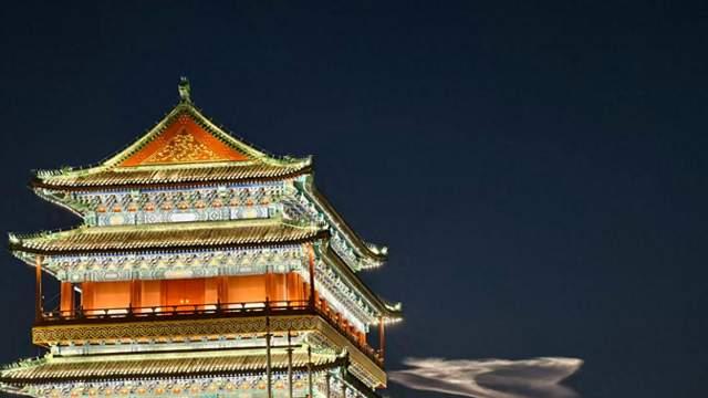 后续！北京傍晚天空现神奇“光线”！气象专家：这是火箭云