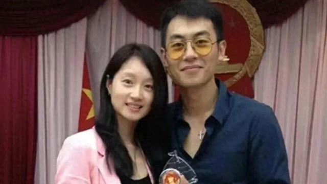 朱亚文沈佳妮机场被拍，身穿情侣装，被传离婚后首次同框，好甜啊