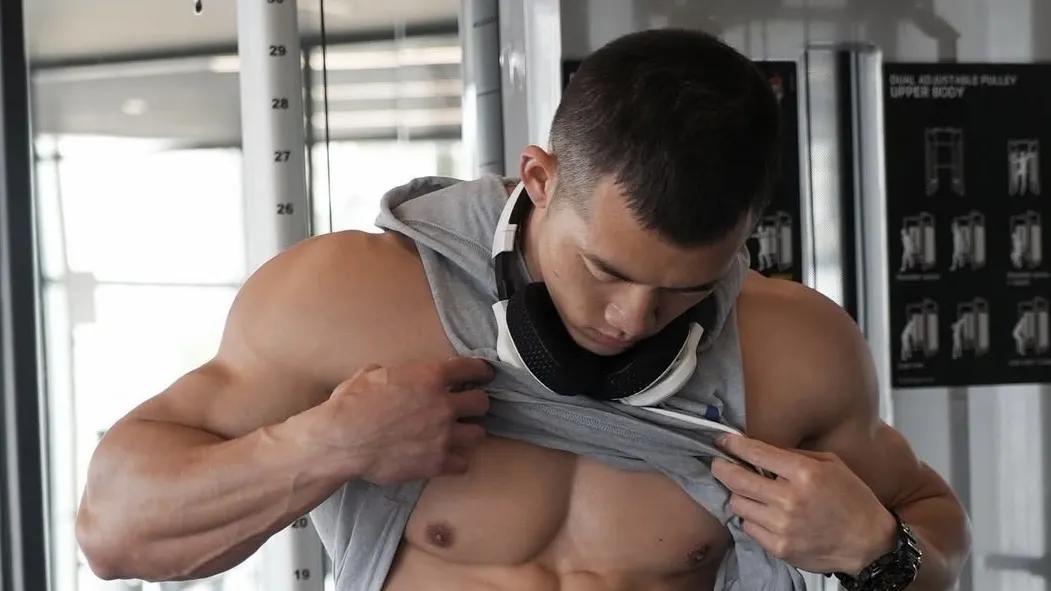 大高个儿帅气健身模特, 寸头痞帅性感天花板!