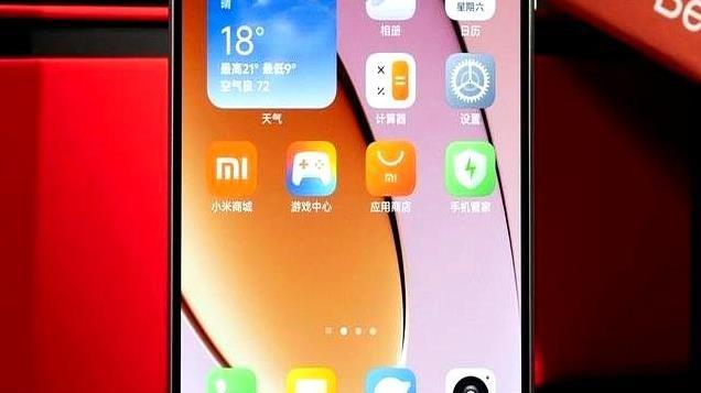 小米全力冲销量，Redmi新机发布两月狂降378元，这波各打算盘