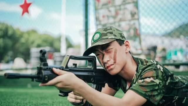 告别依赖，直面挑战！军事夏令营见证孩子从 “软萌娃” 到 “小勇士”