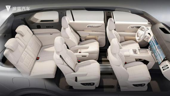 深蓝S09上市表现亮眼，三天大定突破三千，六座SUV市场再添猛将