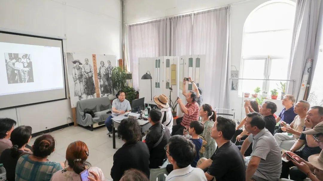 国立书画艺术院揭牌仪式“方民人物画、武传国书法〞国展班成立暨“方民人物画国展创作公益讲座”在北京宋庄