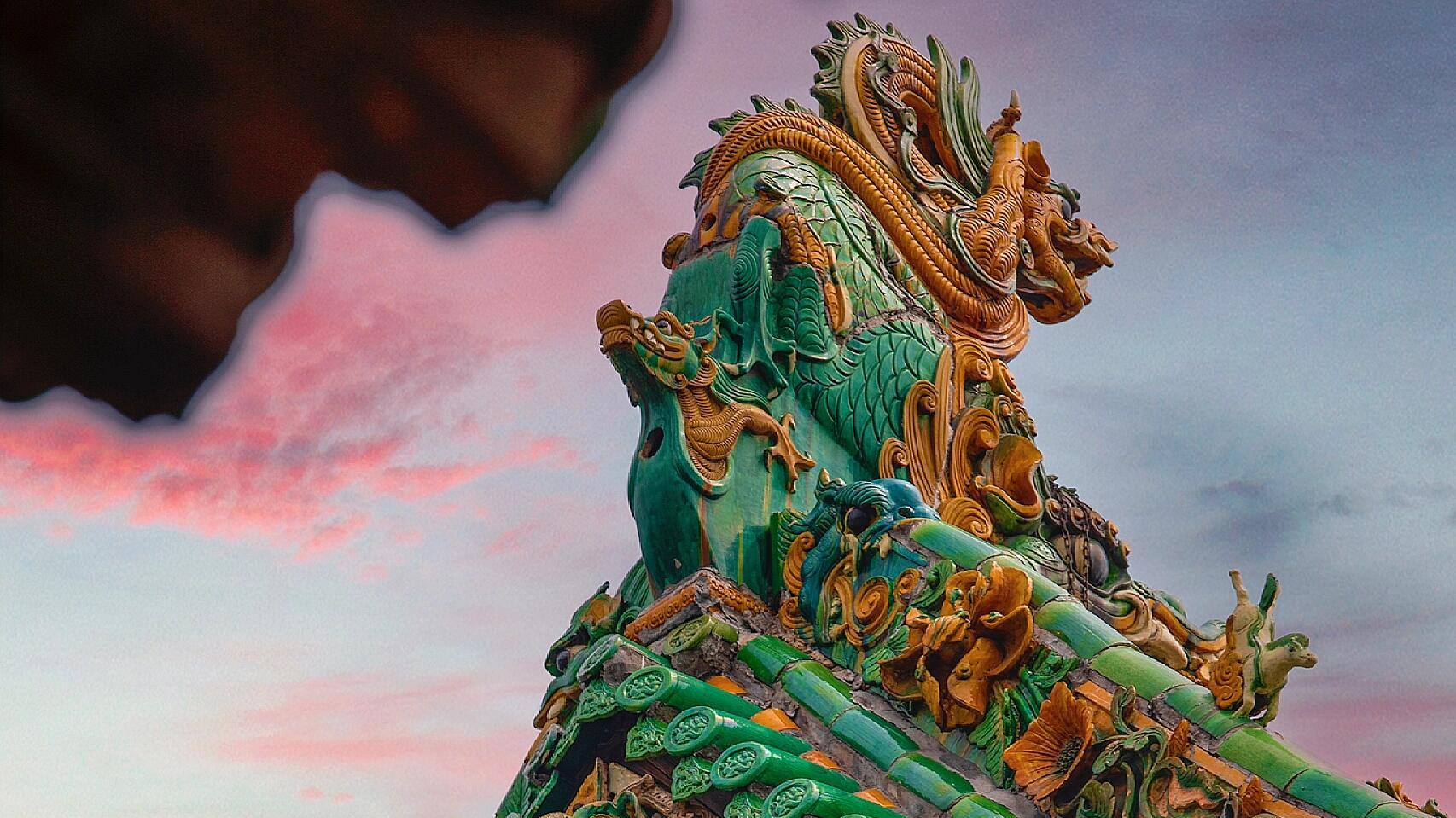 黄釉鳞片会发光，介休城隍庙影壁，明代绝技惹疯专家