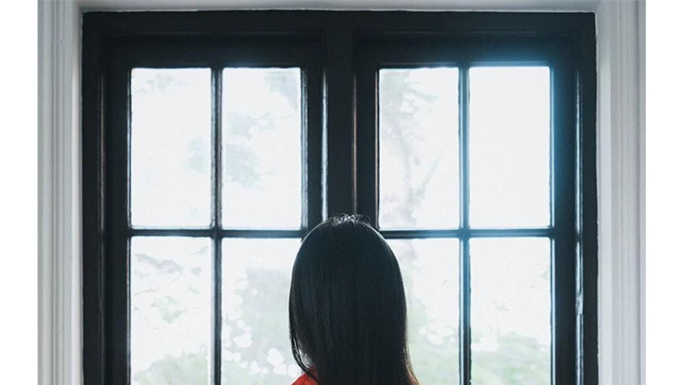 早秋重要场合真丝小衫独特漂亮巨好看高级感红色法式立领复古衬衫