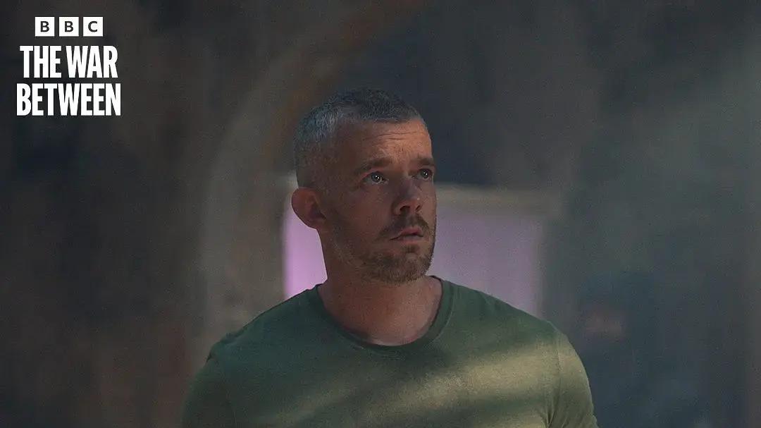 英剧《神秘博士》衍生剧《陆海之战》上线，拉塞尔托维主演对抗海魔