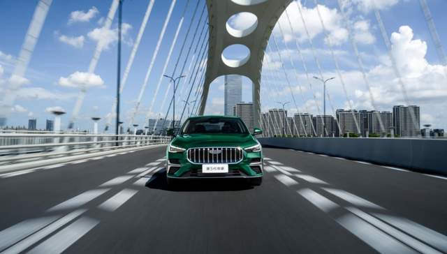 中国人自己的“卡罗拉”，如今迎来第五代车型，内外全面提升