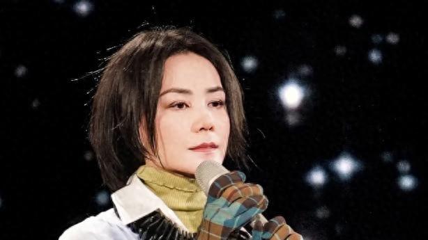 蛇年春晚女星霸屏，观众缘大比拼，谁能真正俘获人心？