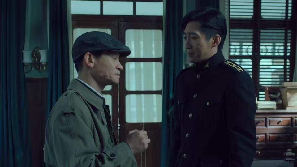 沉默的荣耀：谷正文晚年回忆录，嘲讽蒋氏父子，多处吹嘘以及自我标榜